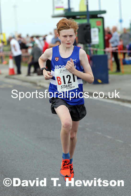 Mens under-17s 2021 Northern 6 and 4 Stage and Young Athletes Road Relays, Redcar. Photo: David T. Hewitson/Sports for All Pics